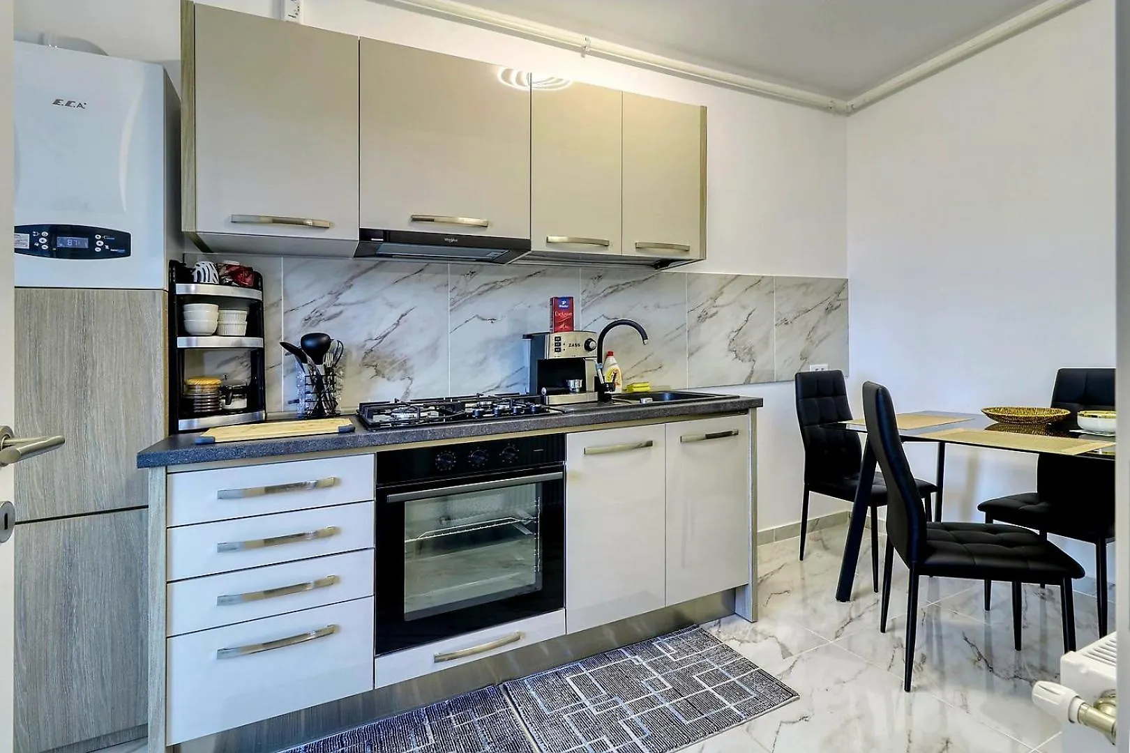 Lejlighed Luxury Apartament Bukarest