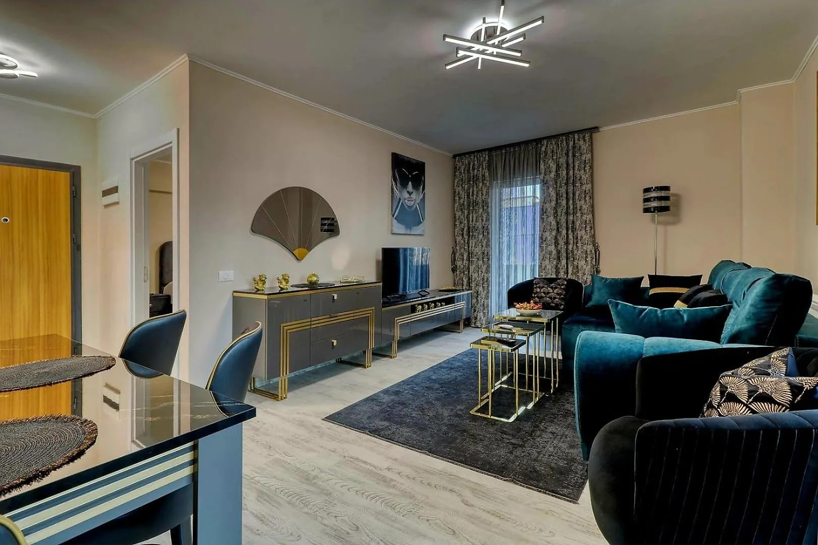 Lejlighed Luxury Apartament Bukarest Rumænien