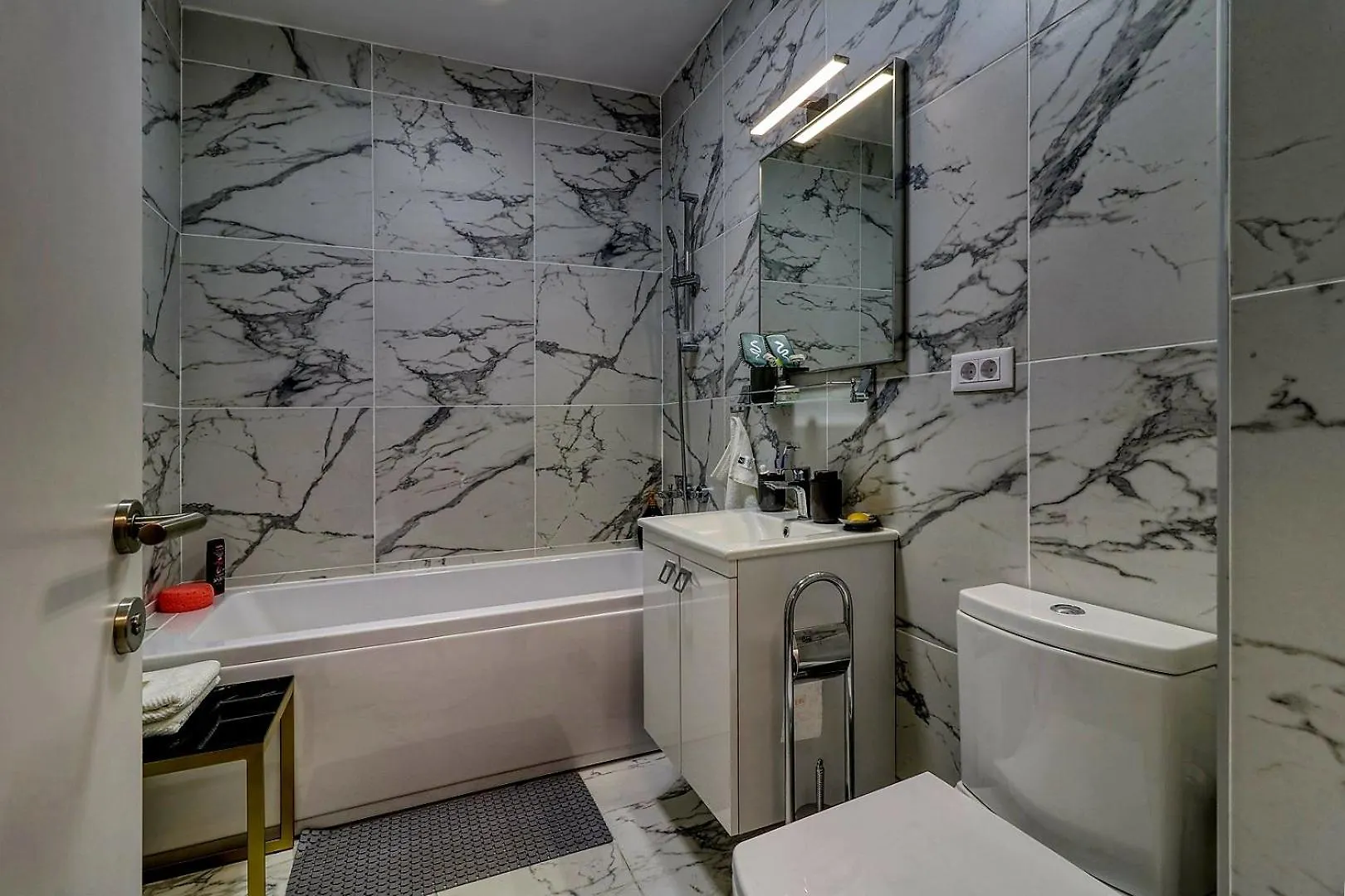 Luxury Apartament Bucharest 0*,